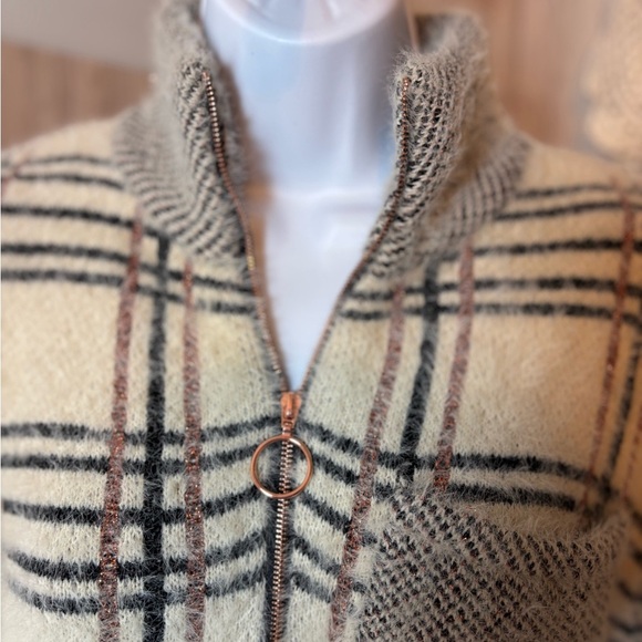 Entro Cream and Black Plaid Turtleneck Sweater - Picture 3 of 8